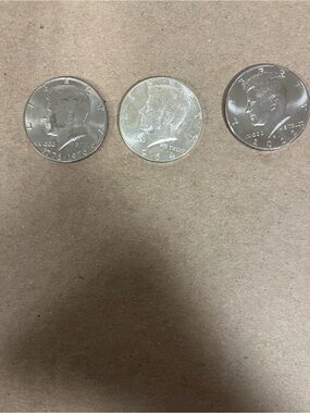 3 Kennedy Half Dollar Coins -1964, 1776-1976 Bicentennial, 2022 Half Dollar
